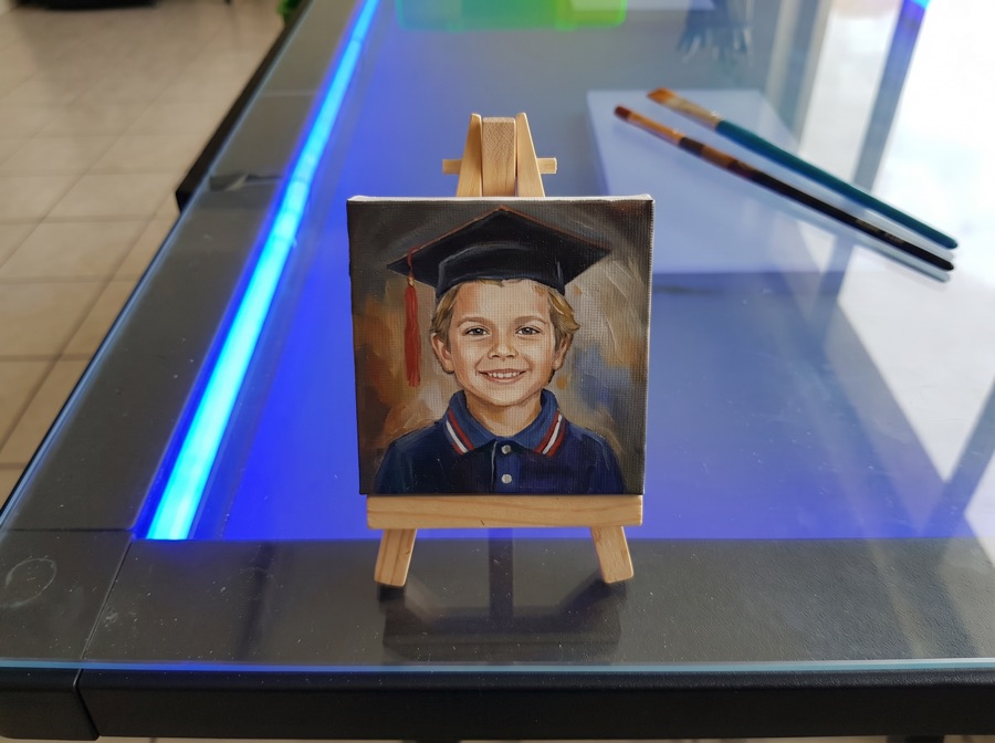 Mini-retrato de graduación de Kinder en exhibición